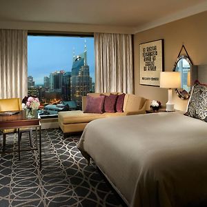 Premier Room 1 King Bed